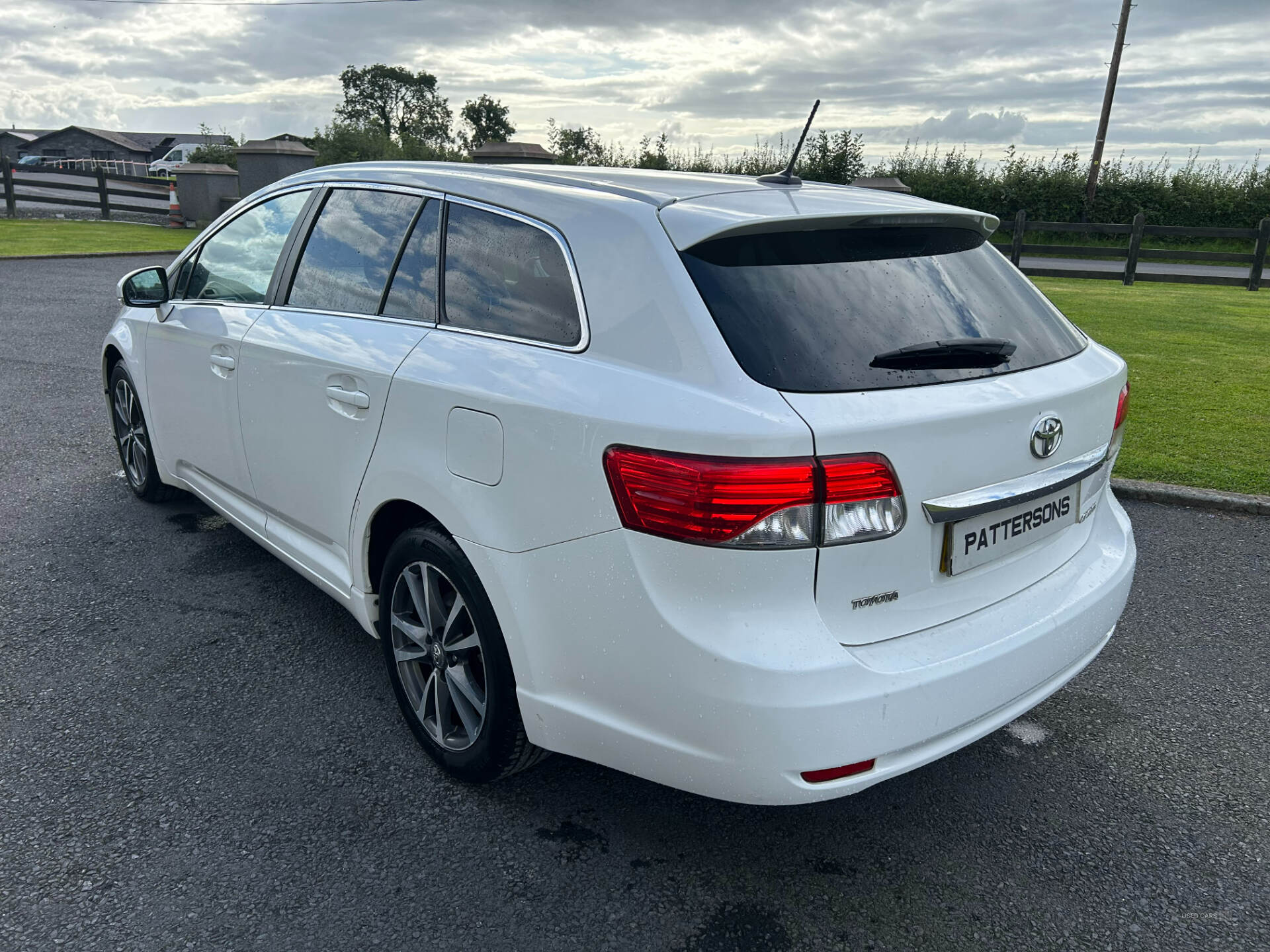 Toyota Avensis DIESEL TOURER in Armagh