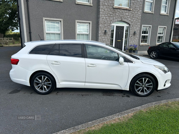 Toyota Avensis DIESEL TOURER in Armagh