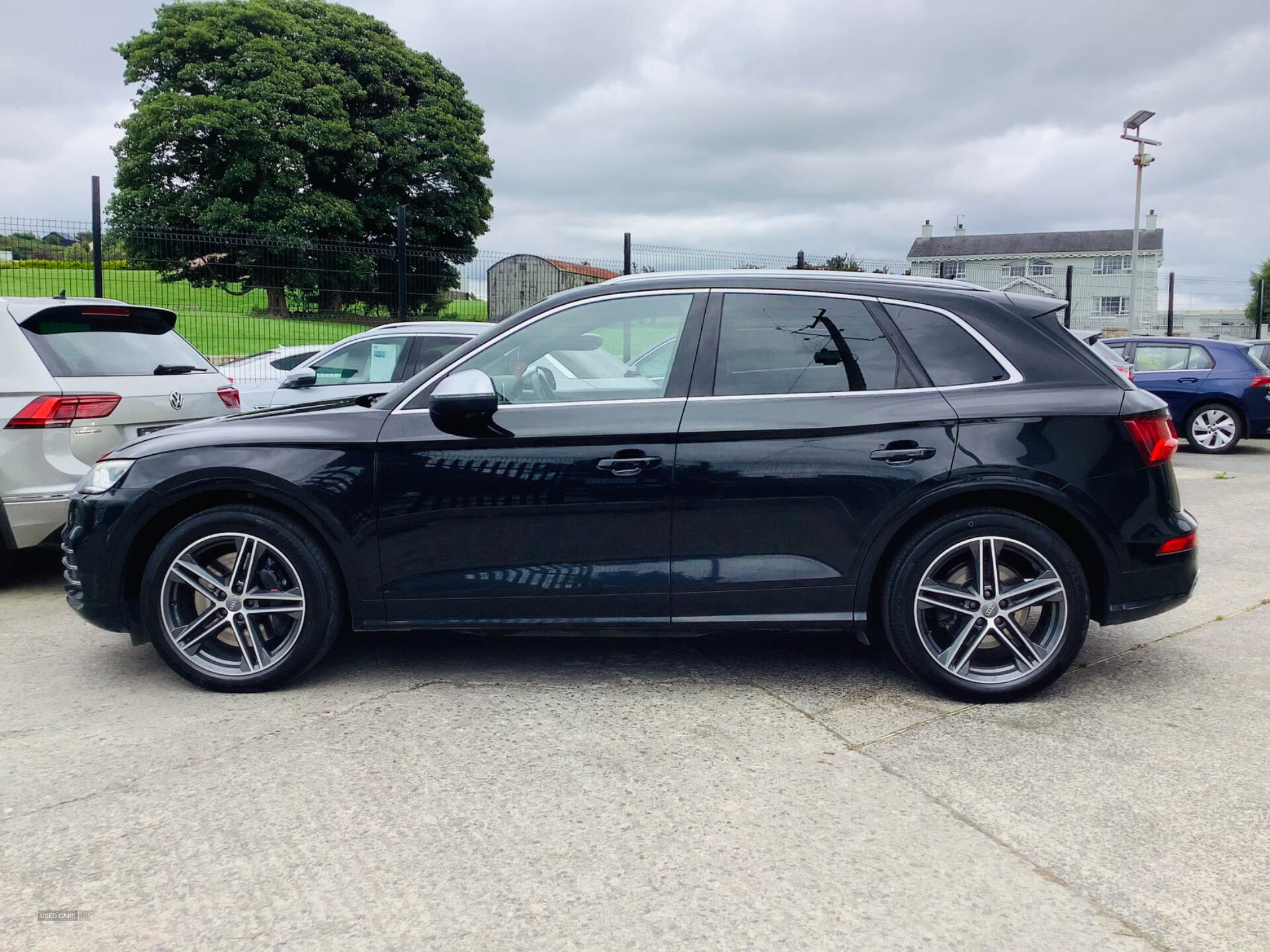 Audi Q5 DIESEL ESTATE in Down
