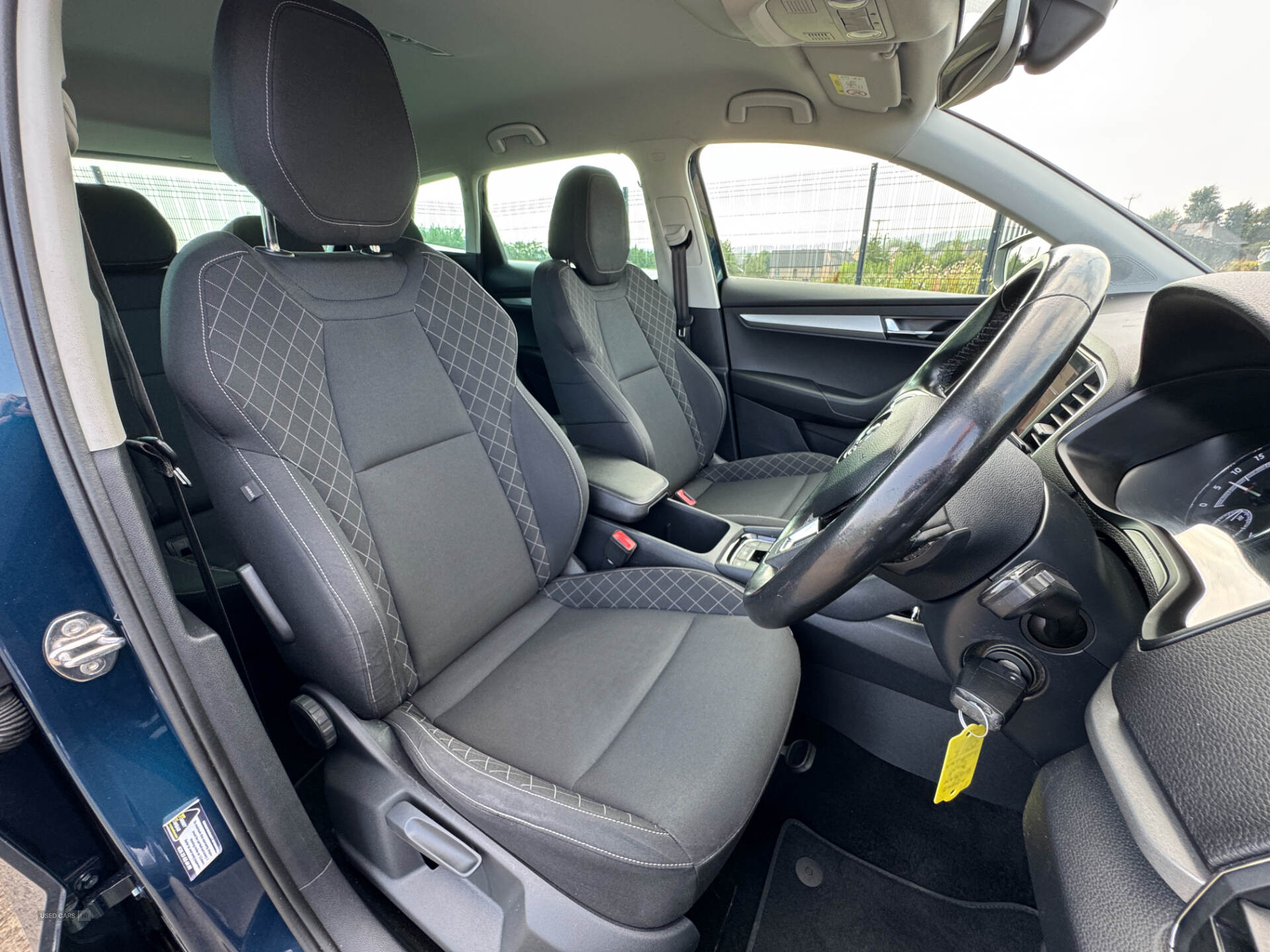 Car Thumbnail 11