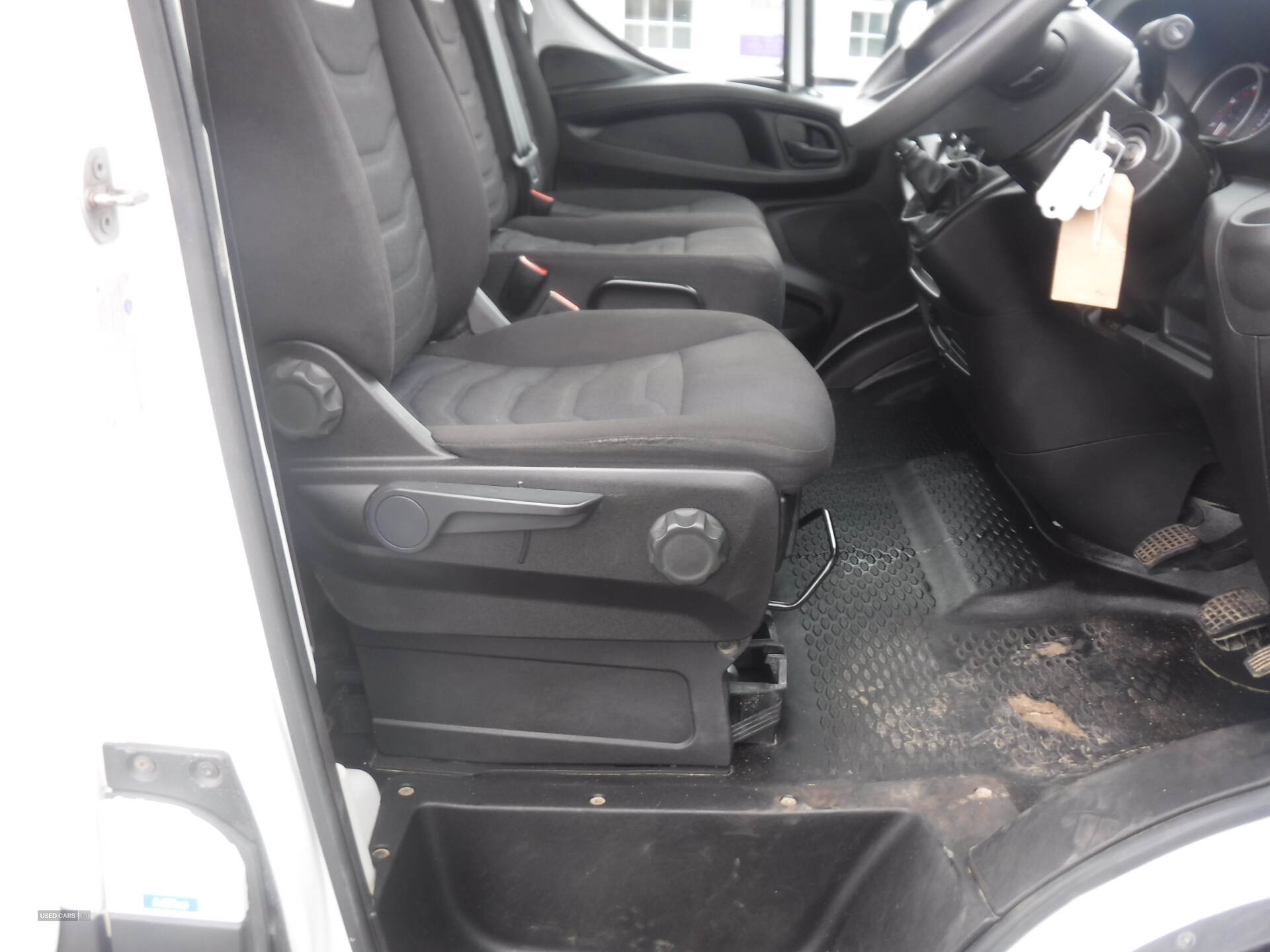 Iveco Daily 35S14 DIESEL in Down
