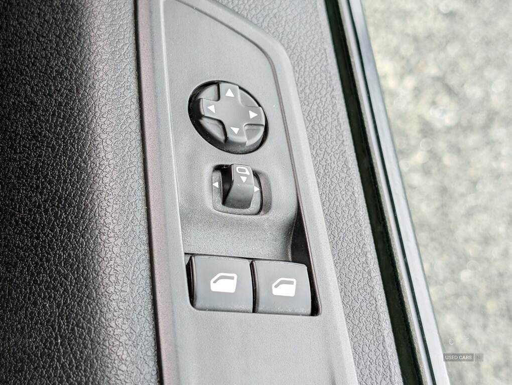 Car Thumbnail 22