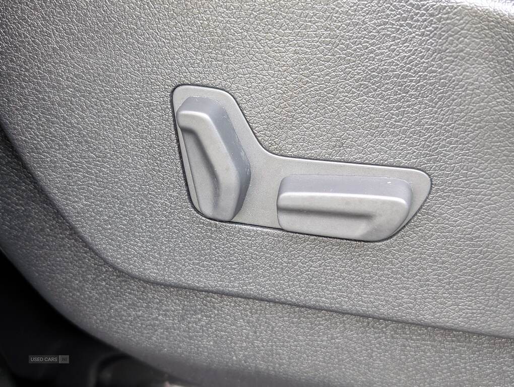 Car Thumbnail 25