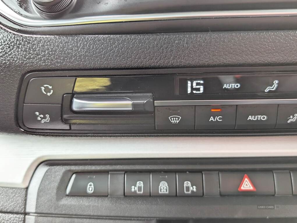 Car Thumbnail 31