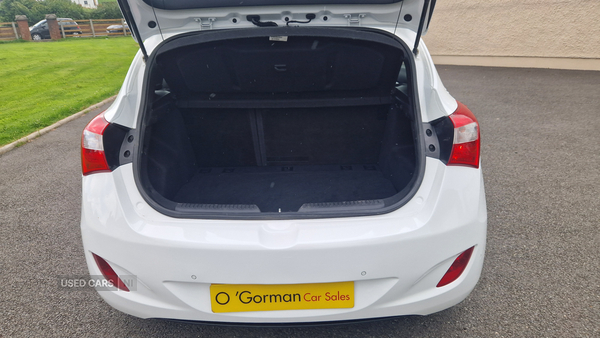 Hyundai i30 1.6 CRDI SE BLUE DRIVE in Down