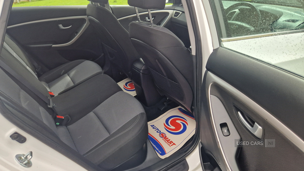 Hyundai i30 1.6 CRDI SE BLUE DRIVE in Down