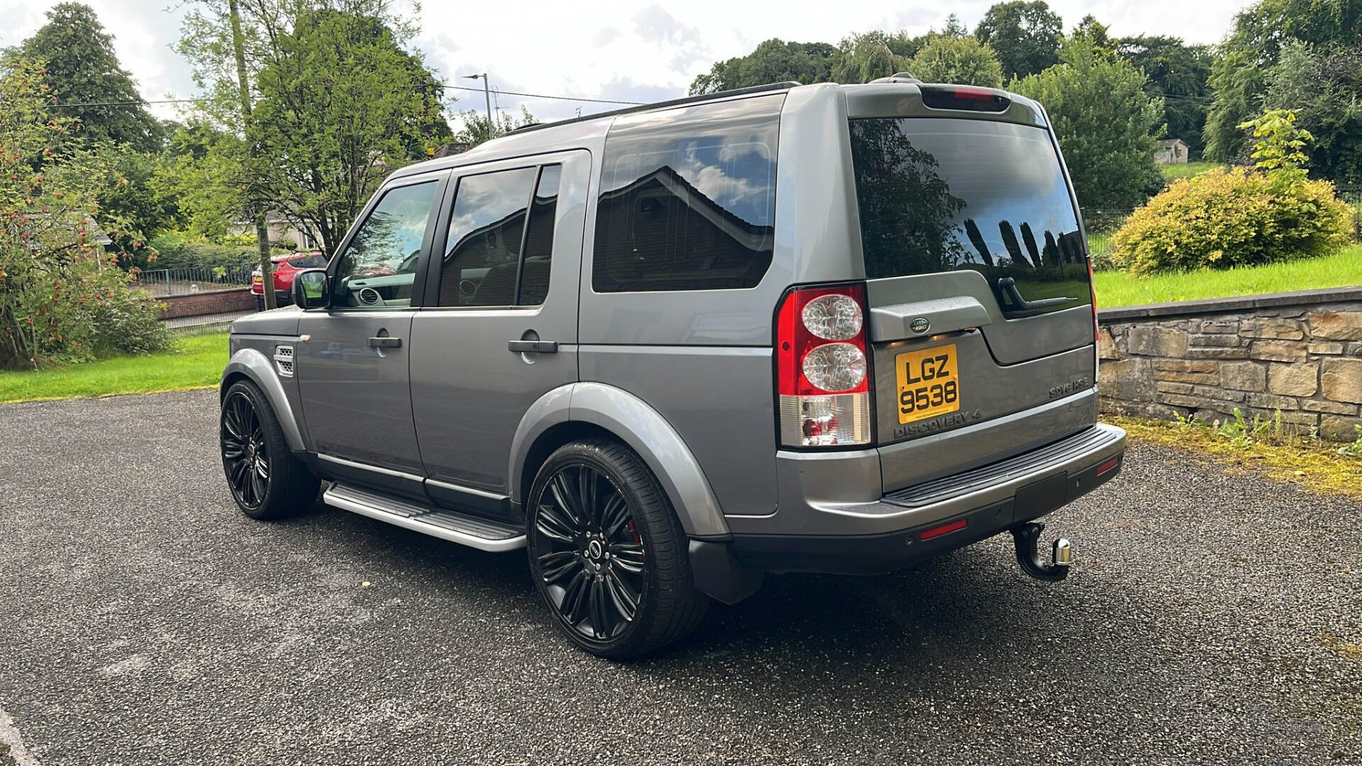 Land Rover Discovery DIESEL SW in Fermanagh