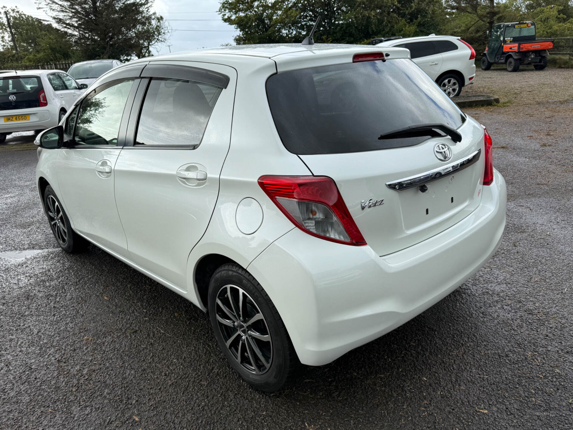 Car Thumbnail 4