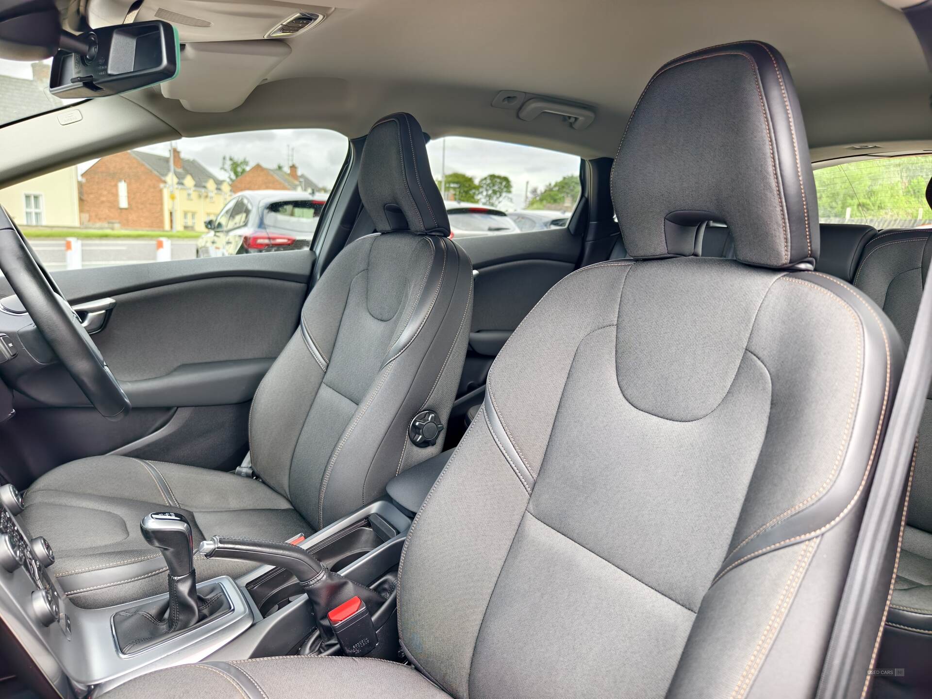 Volvo V40 DIESEL HATCHBACK in Fermanagh