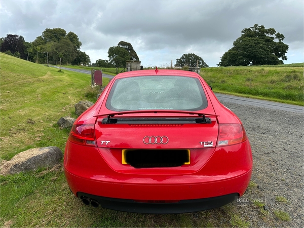 Audi TT COUPE in Down