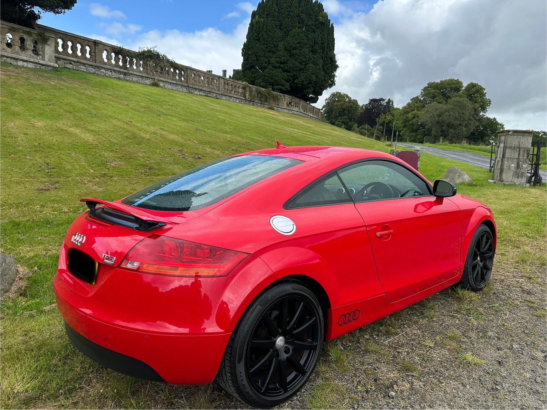 Audi TT COUPE in Down