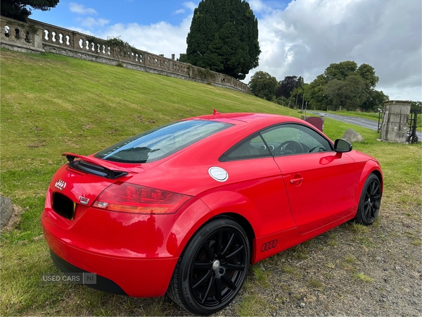 Audi TT COUPE in Down