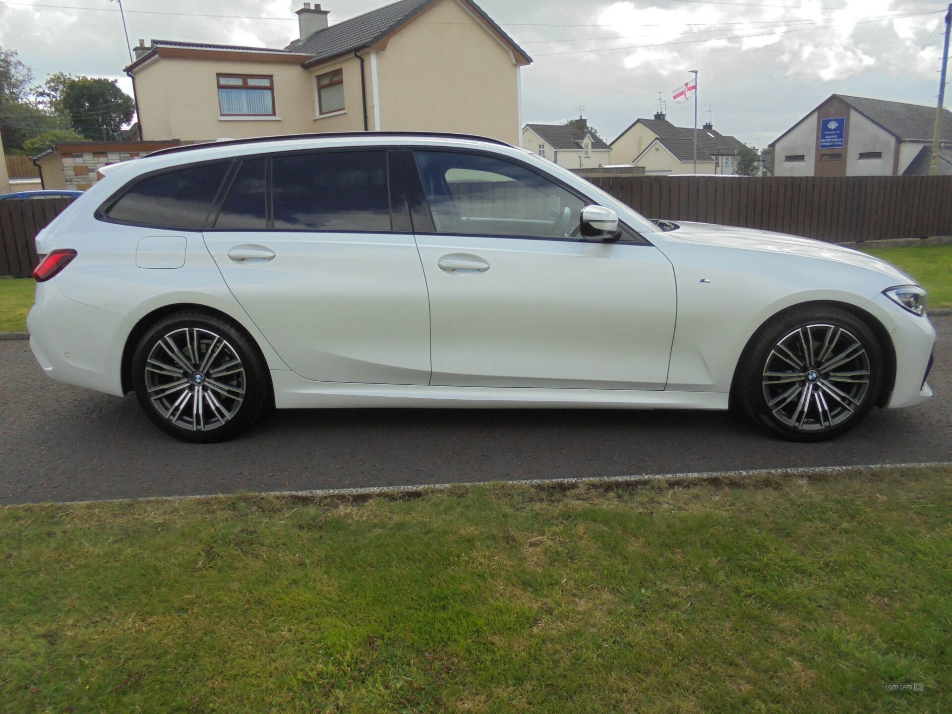 BMW 3 Series DIESEL TOURING in Antrim