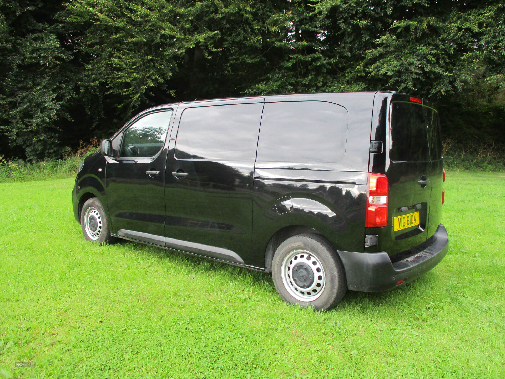 Car Thumbnail 4