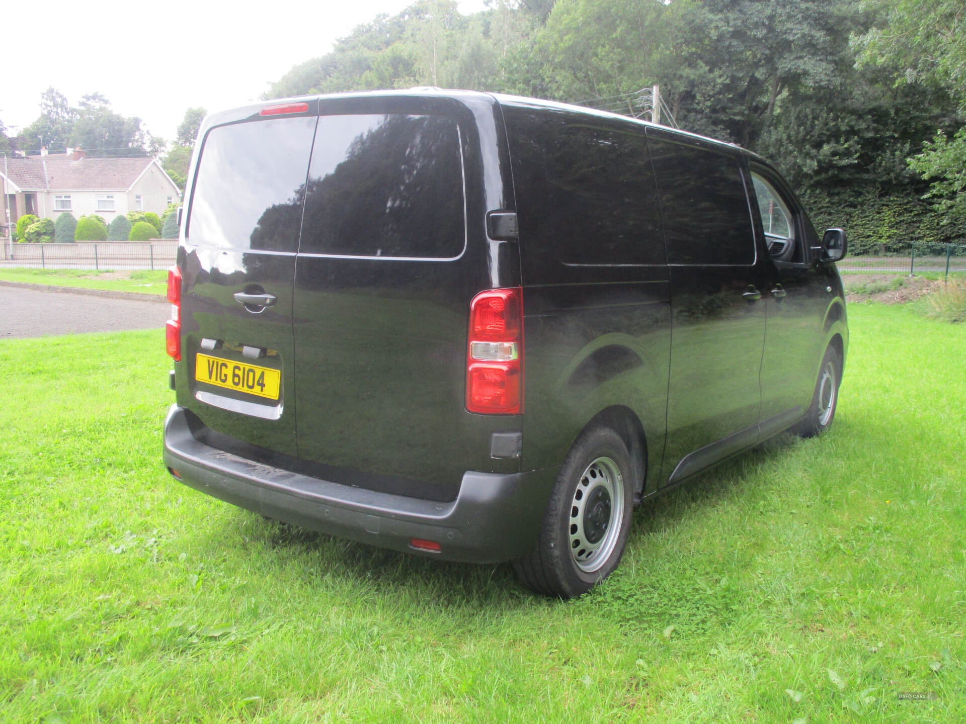 Car Thumbnail 6