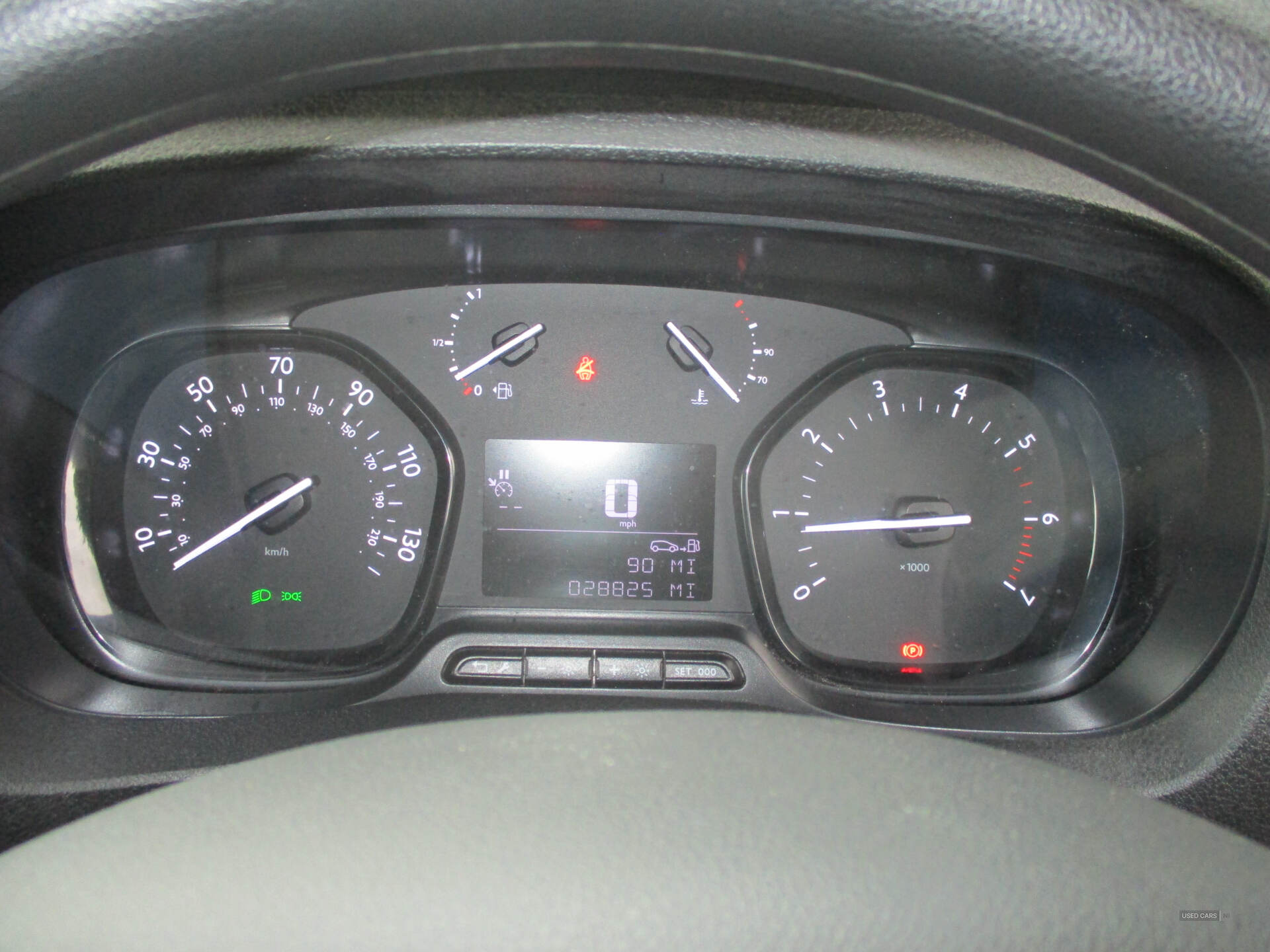 Car Thumbnail 9