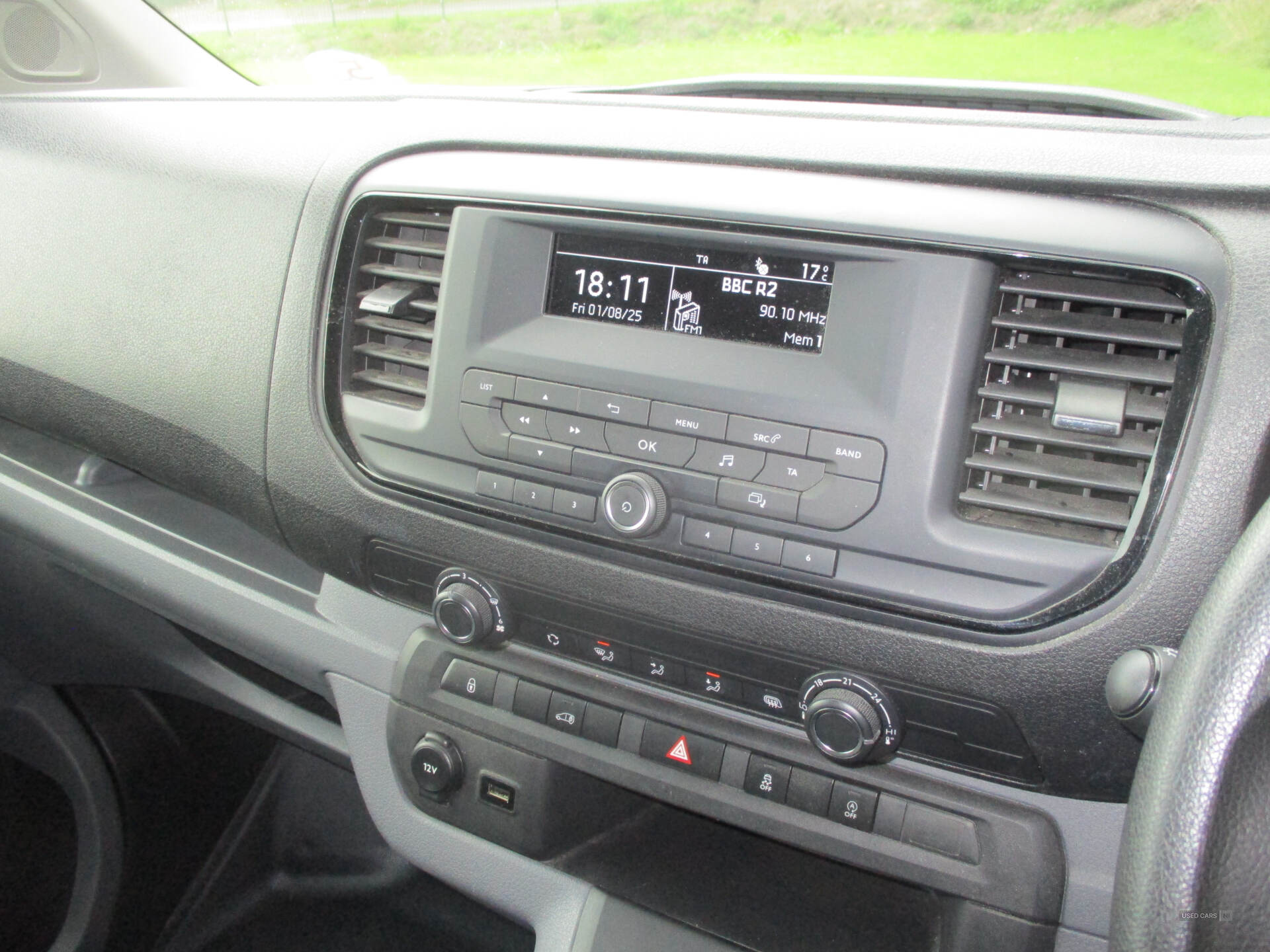 Car Thumbnail 10