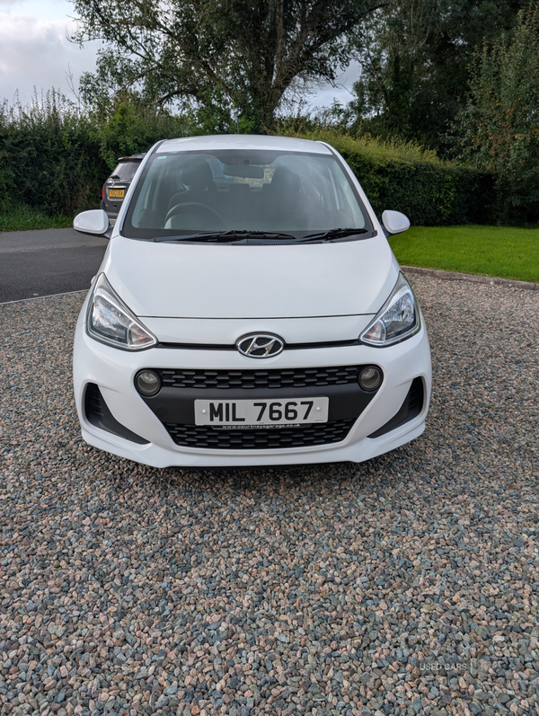 Hyundai i10 HATCHBACK in Tyrone