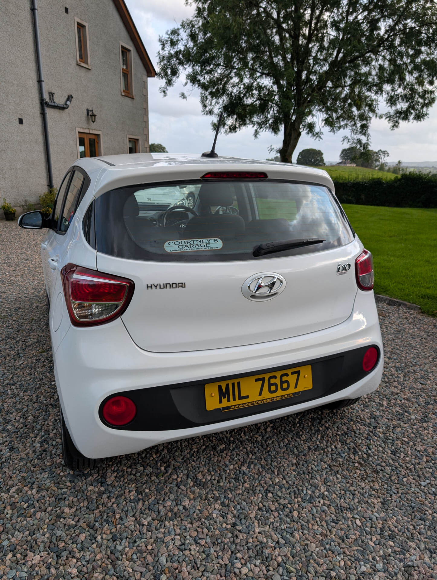 Hyundai i10 HATCHBACK in Tyrone