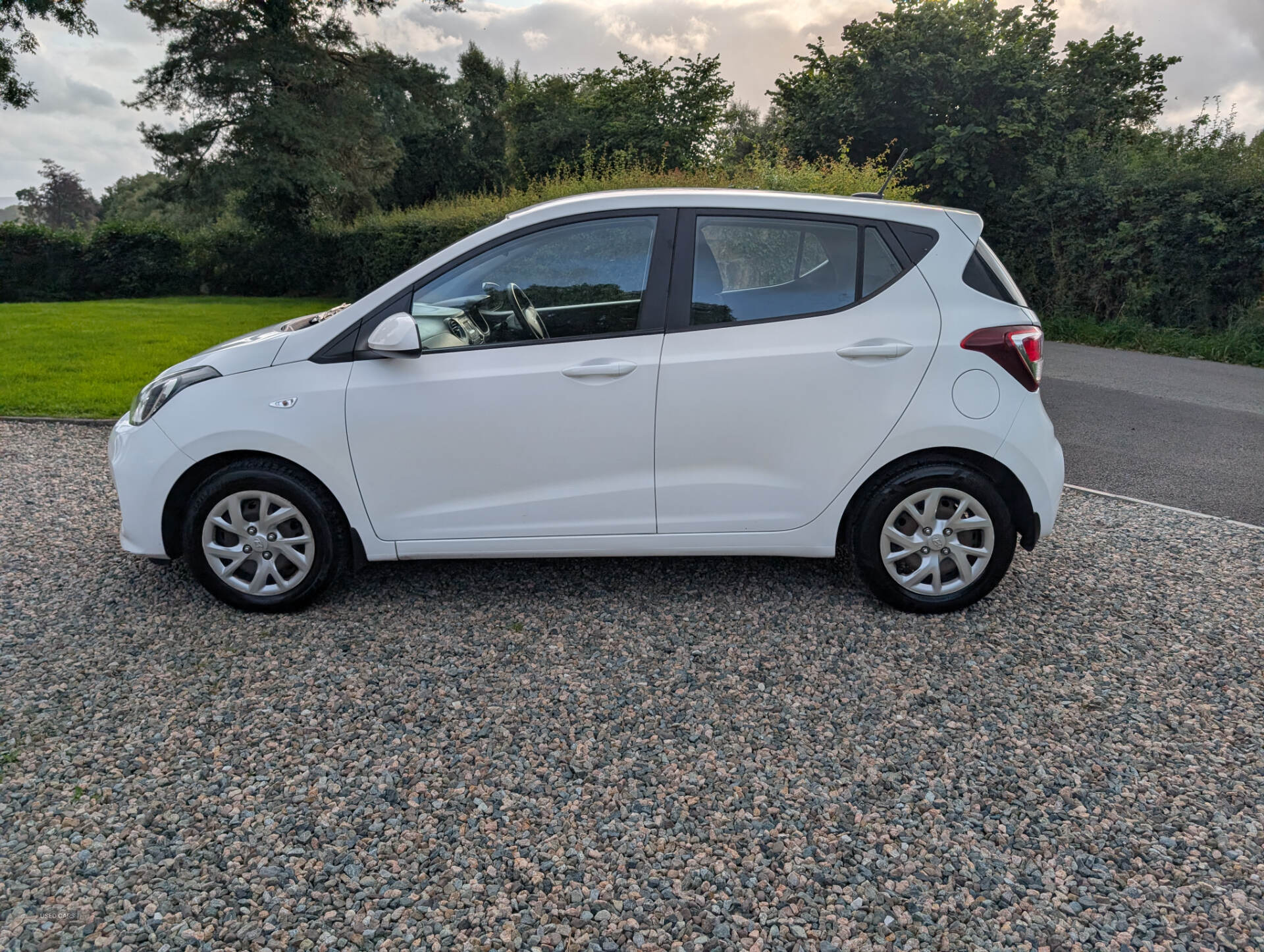 Hyundai i10 HATCHBACK in Tyrone