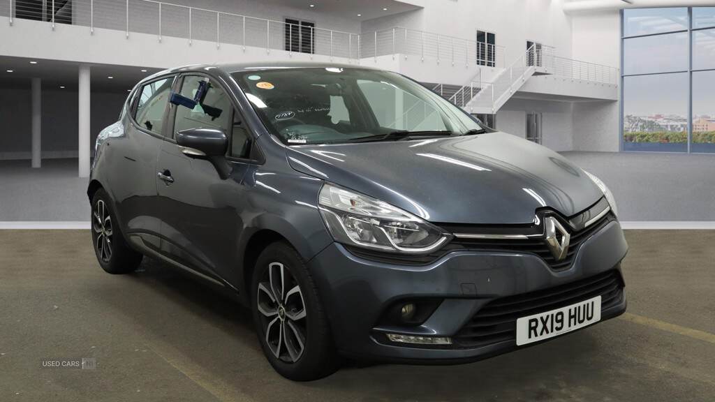 Renault Clio in Derry / Londonderry