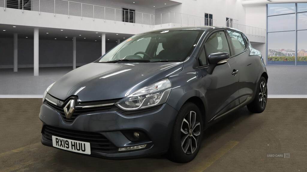 Renault Clio in Derry / Londonderry