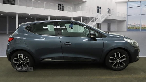 Renault Clio in Derry / Londonderry