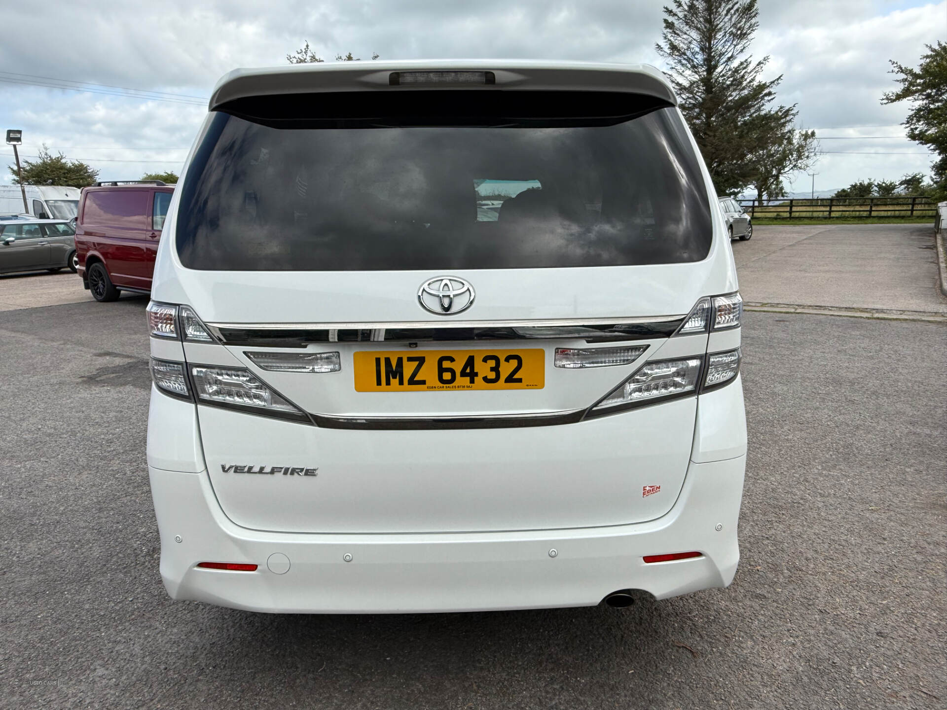 Car Thumbnail 5