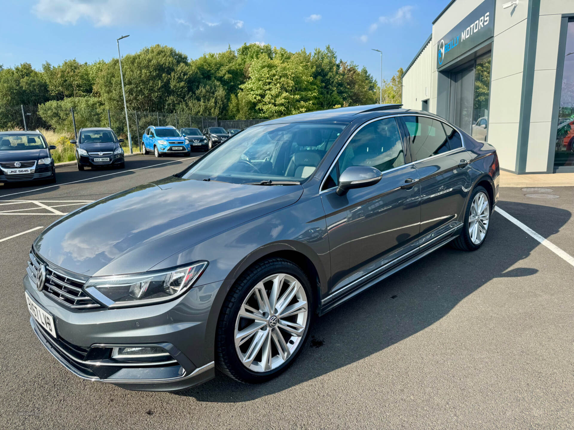 Volkswagen Passat DIESEL SALOON in Derry / Londonderry