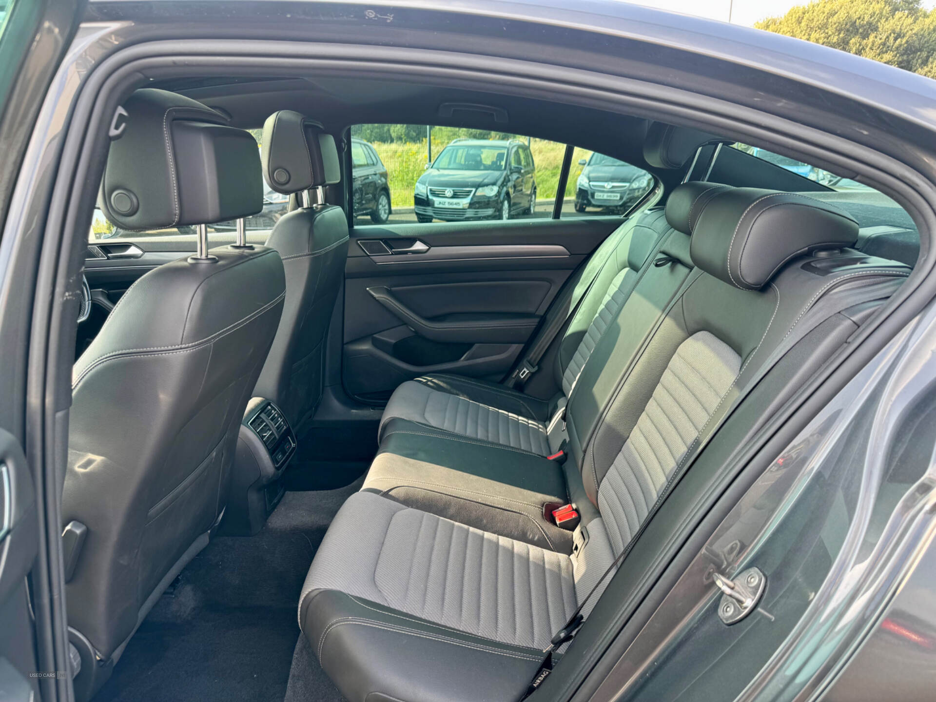 Volkswagen Passat DIESEL SALOON in Derry / Londonderry