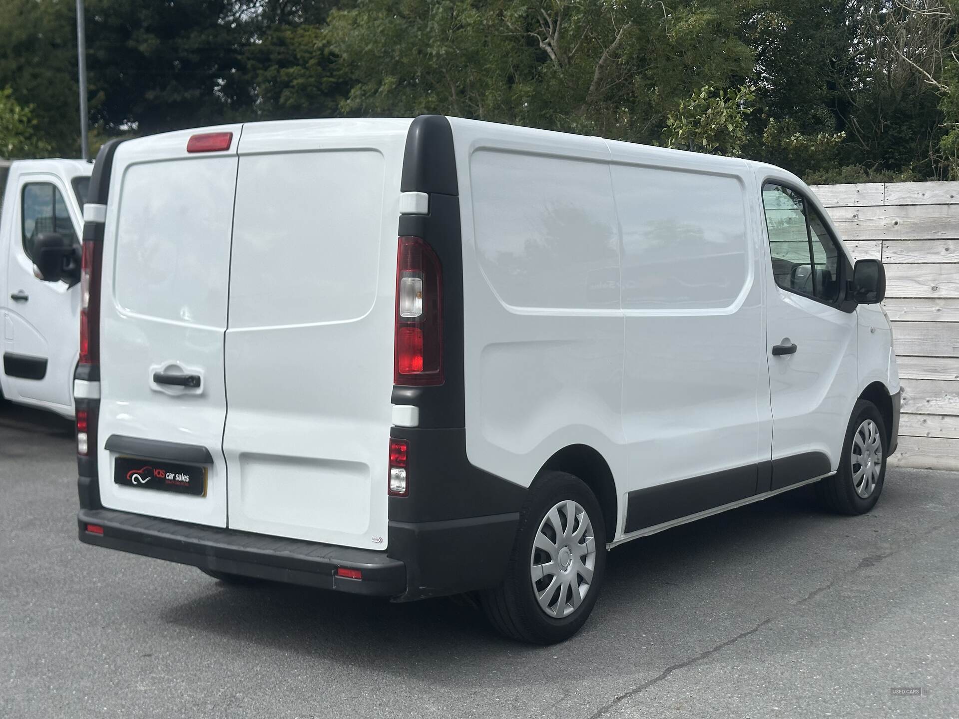 Renault Trafic SWB DIESEL in Down