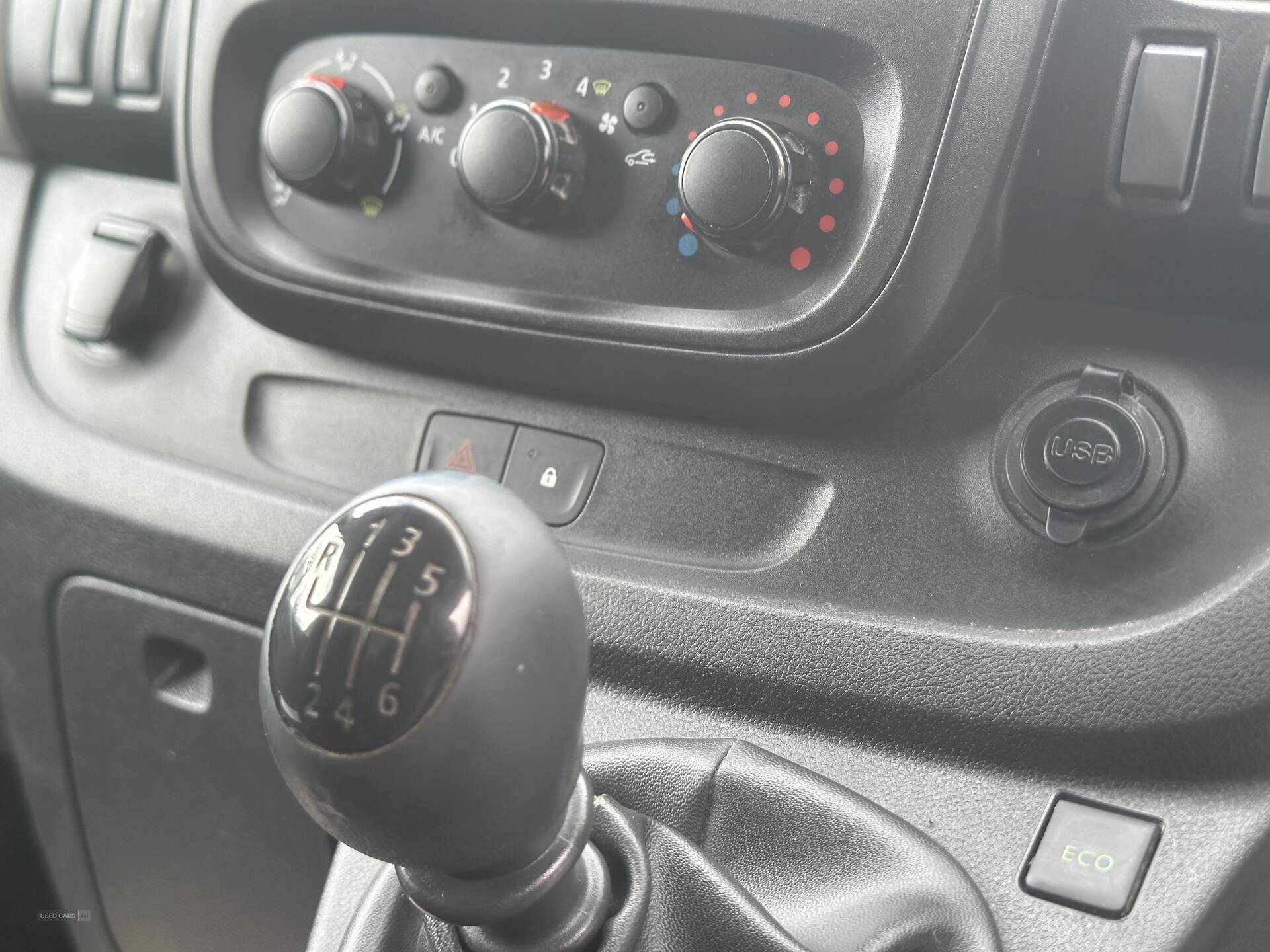 Renault Trafic SWB DIESEL in Down