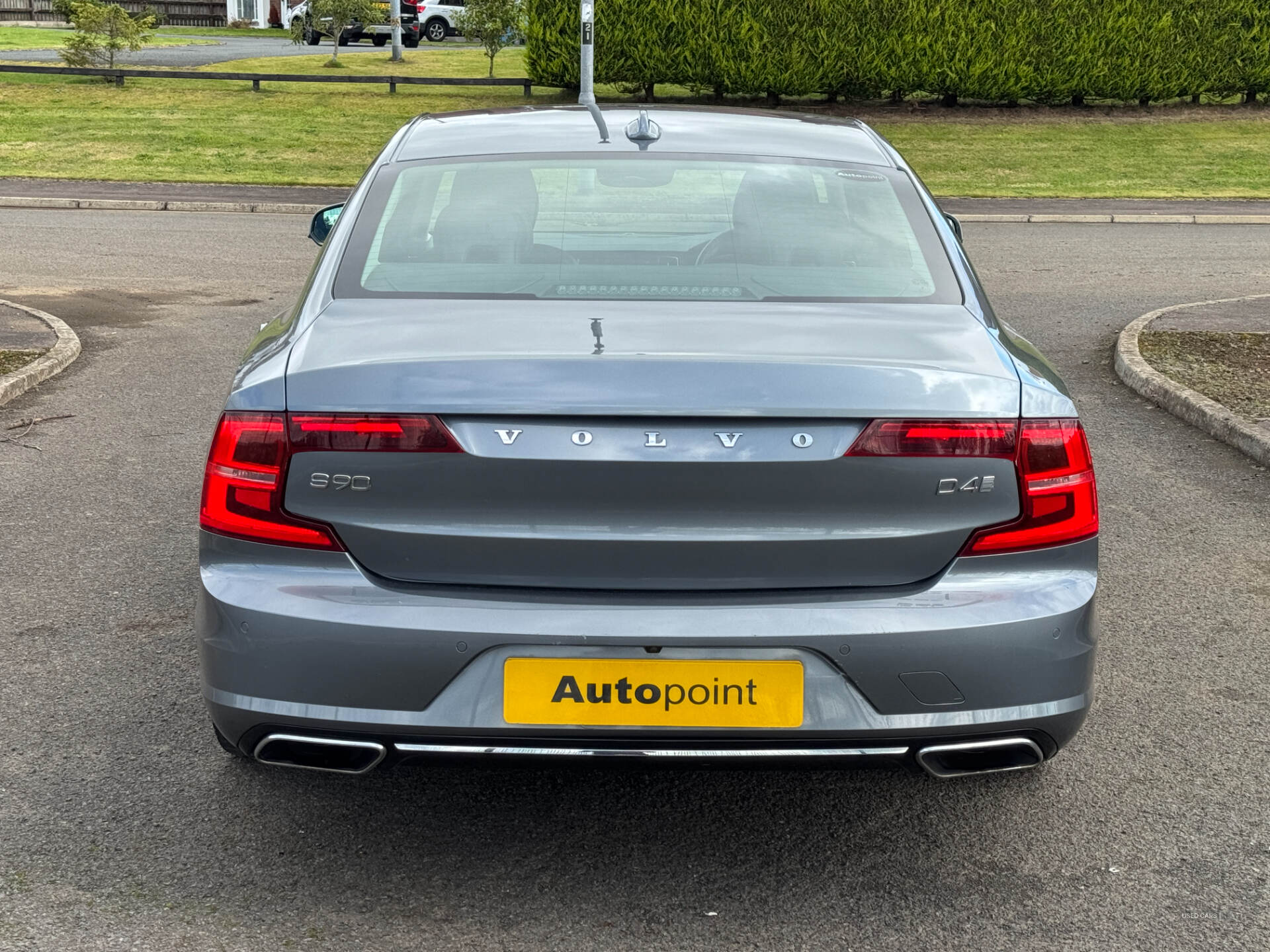 Car Thumbnail 5