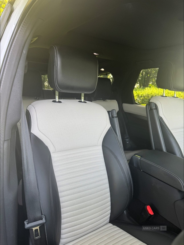Land Rover Discovery DIESEL SW in Armagh