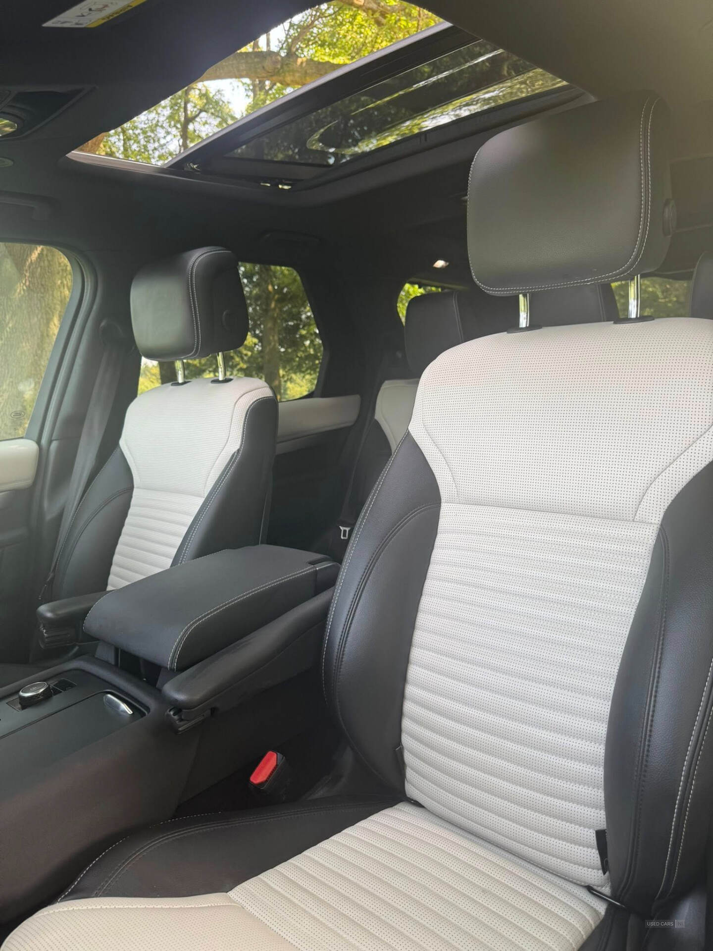 Land Rover Discovery DIESEL SW in Armagh