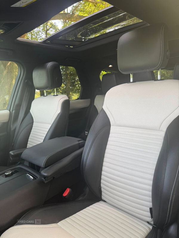 Land Rover Discovery DIESEL SW in Armagh