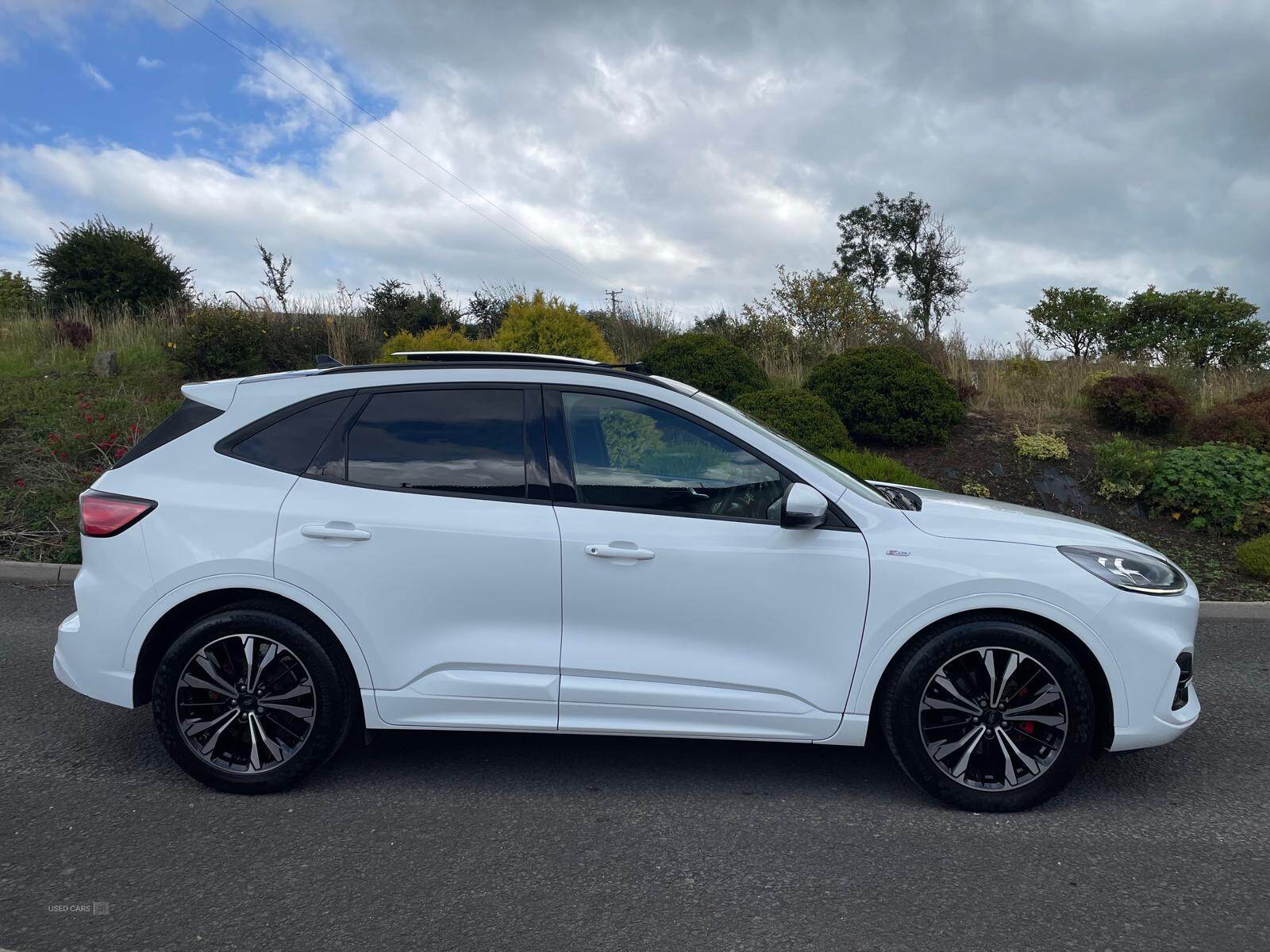 Ford Kuga DIESEL ESTATE in Tyrone