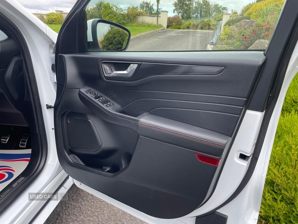 Ford Kuga DIESEL ESTATE in Tyrone