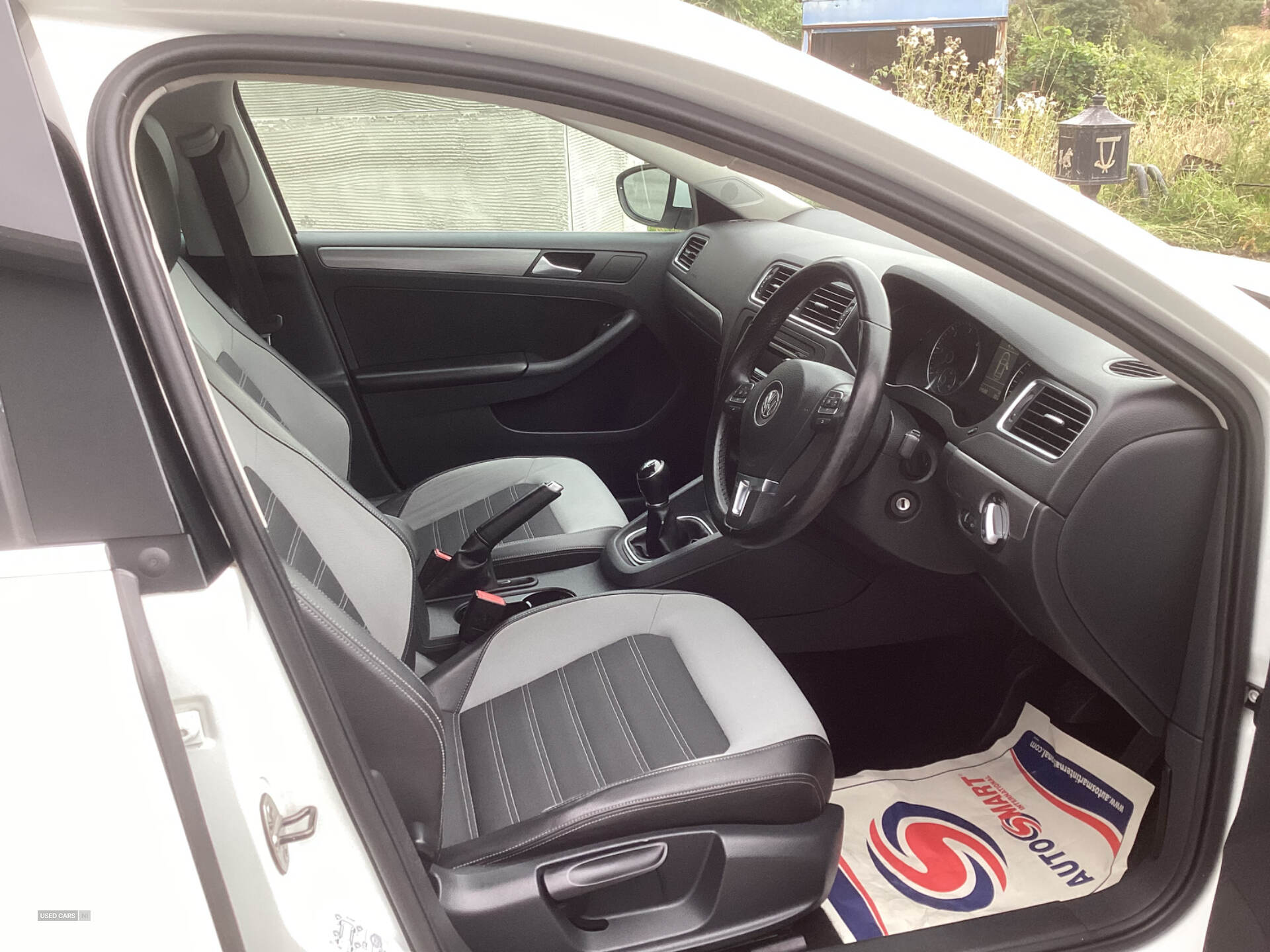 Car Thumbnail 6