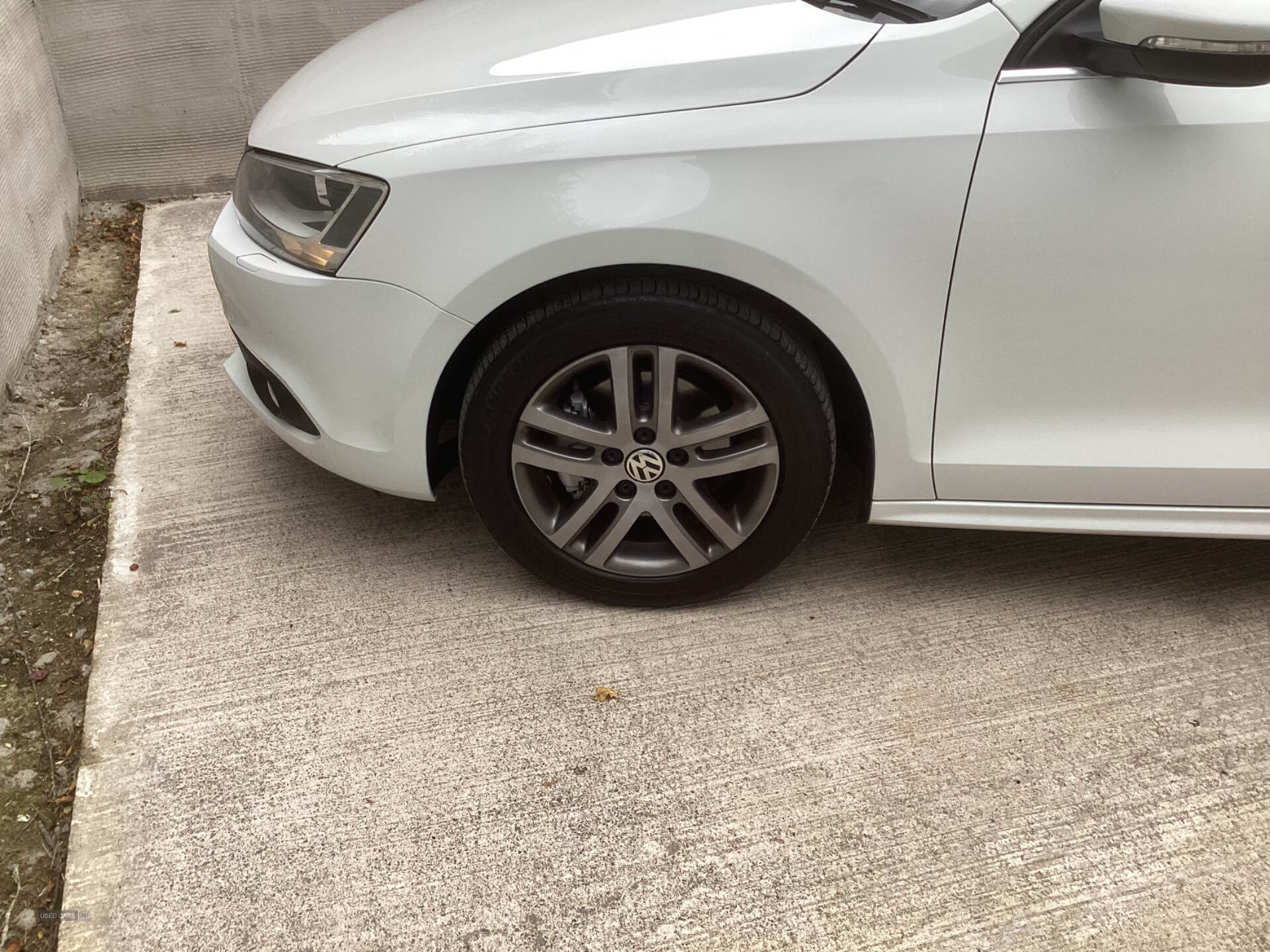 Car Thumbnail 9
