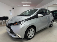 Toyota Aygo HATCHBACK in Down
