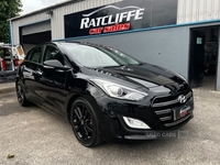 Hyundai i30 1.6 CRDi Blue Drive Premium Hatchback 5dr Diesel Manual Euro 6 (s/s) (136 ps) in Armagh