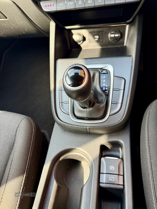Hyundai Kona HATCHBACK in Down