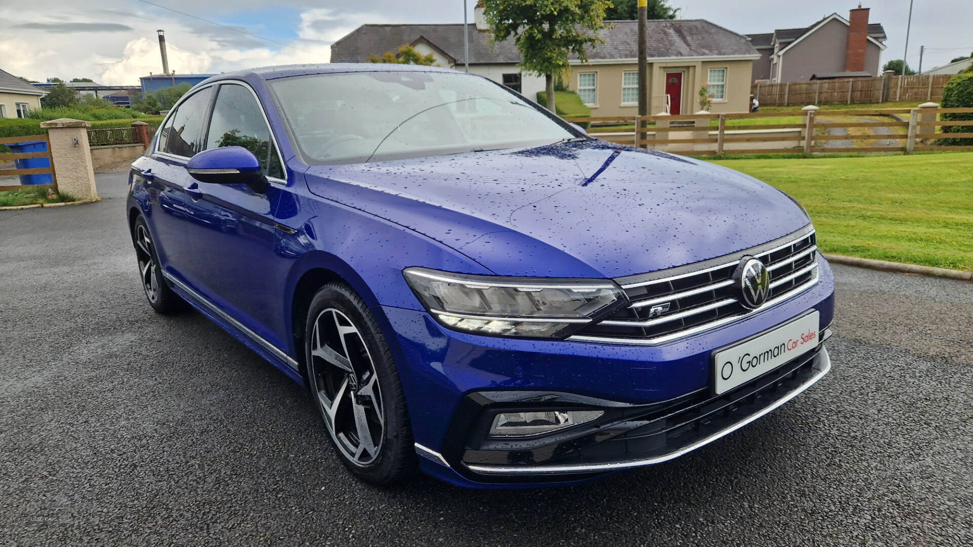 Volkswagen Passat DIESEL SALOON in Down