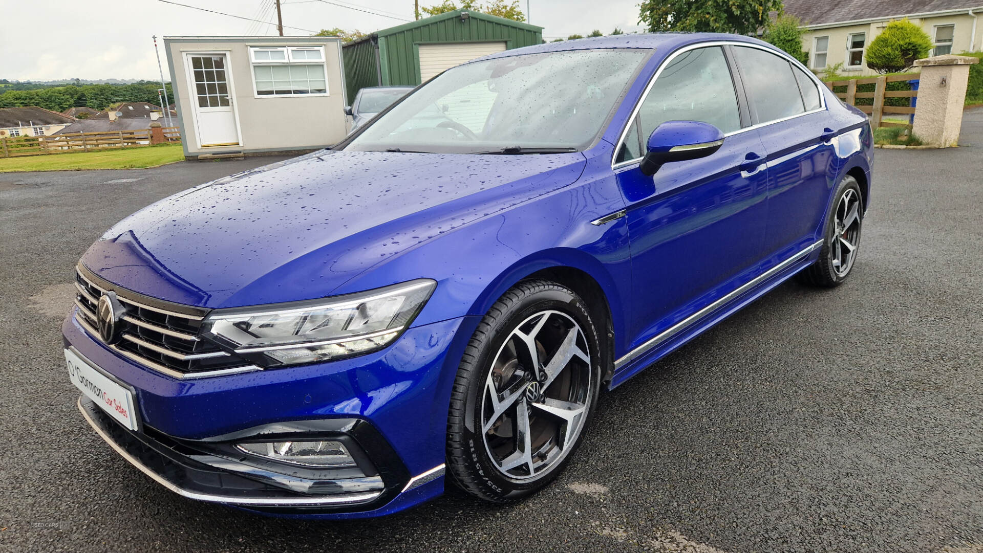 Volkswagen Passat DIESEL SALOON in Down