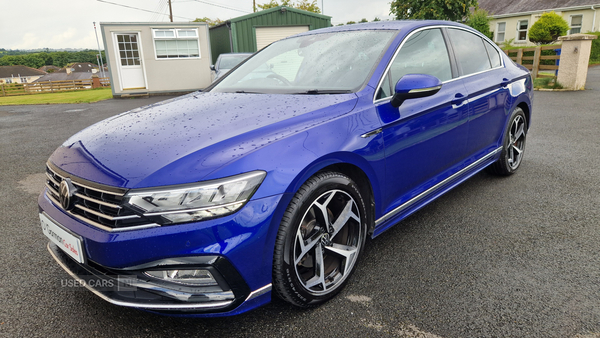 Volkswagen Passat DIESEL SALOON in Down