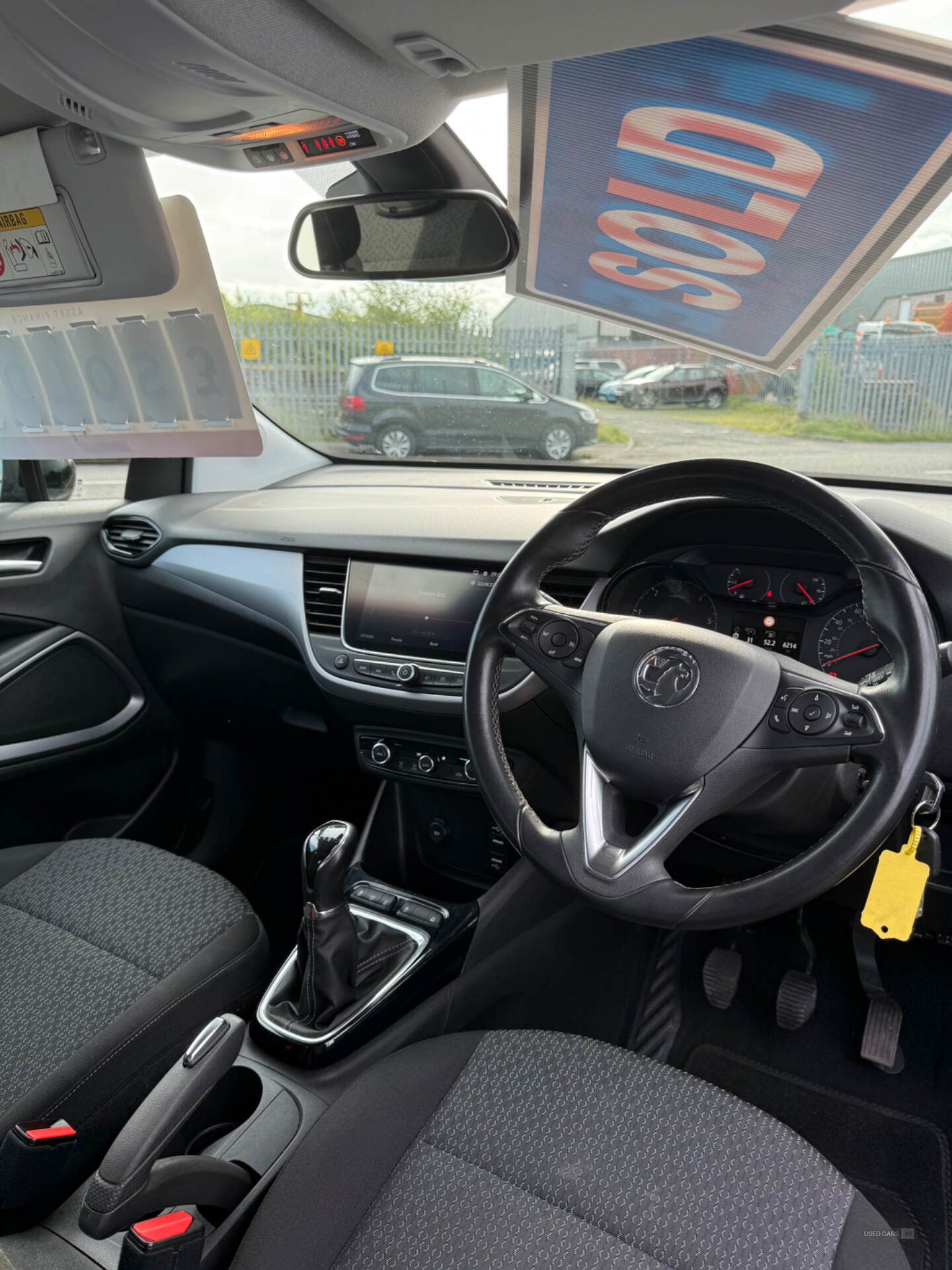 Car Thumbnail 11