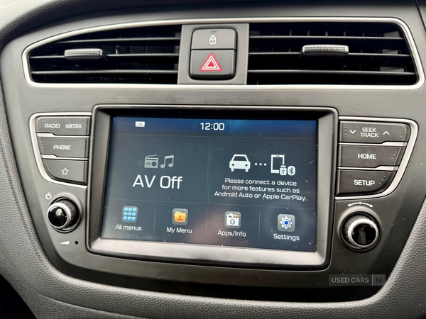 Hyundai i20 HATCHBACK in Down