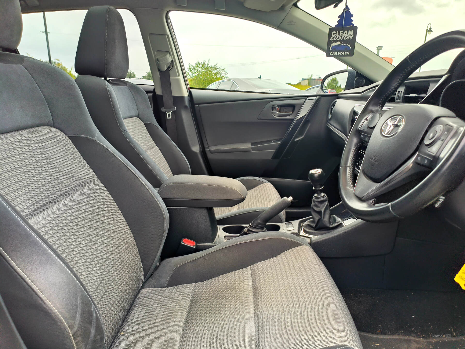Toyota Auris DIESEL HATCHBACK in Fermanagh