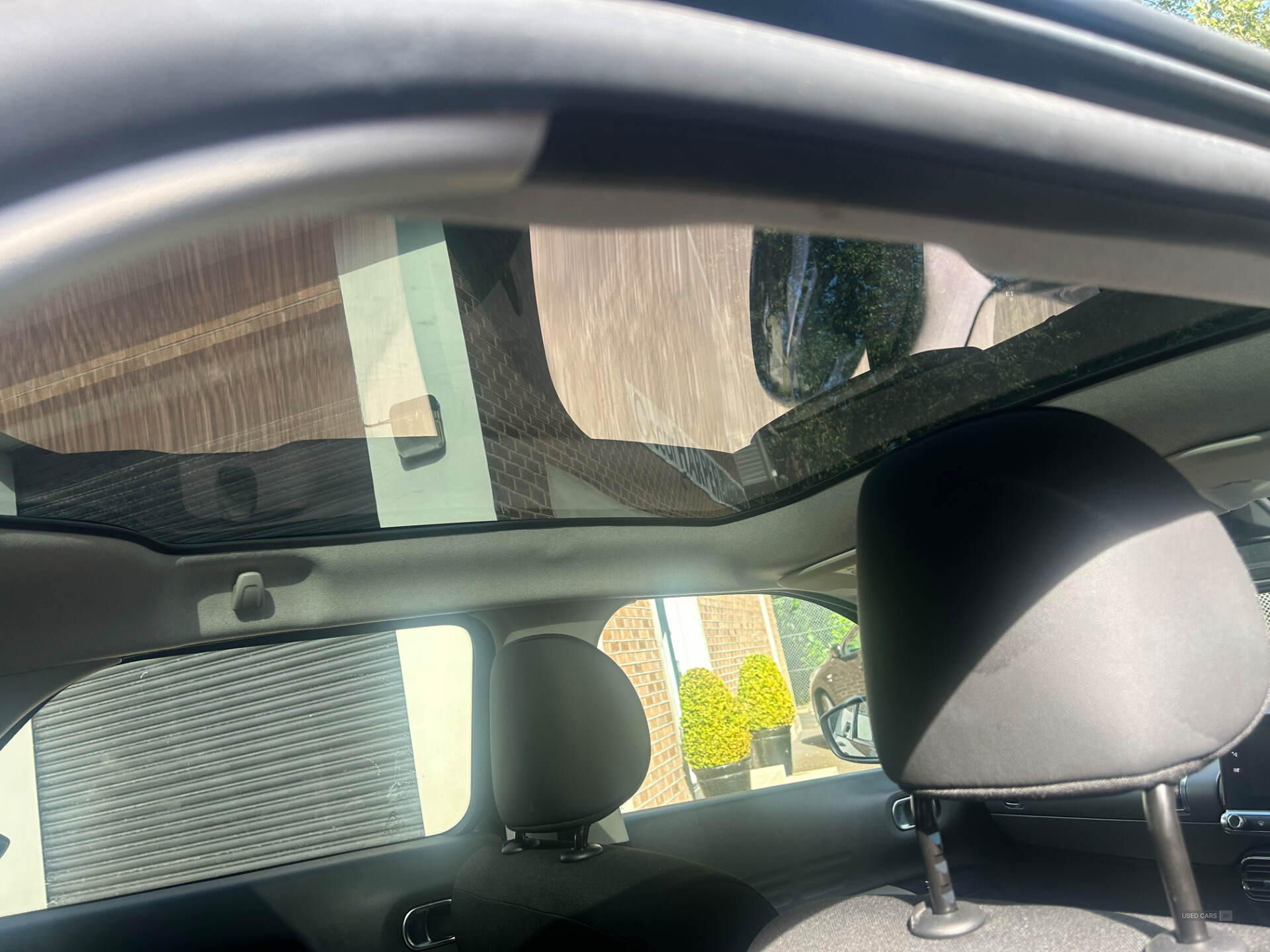 Car Thumbnail 6